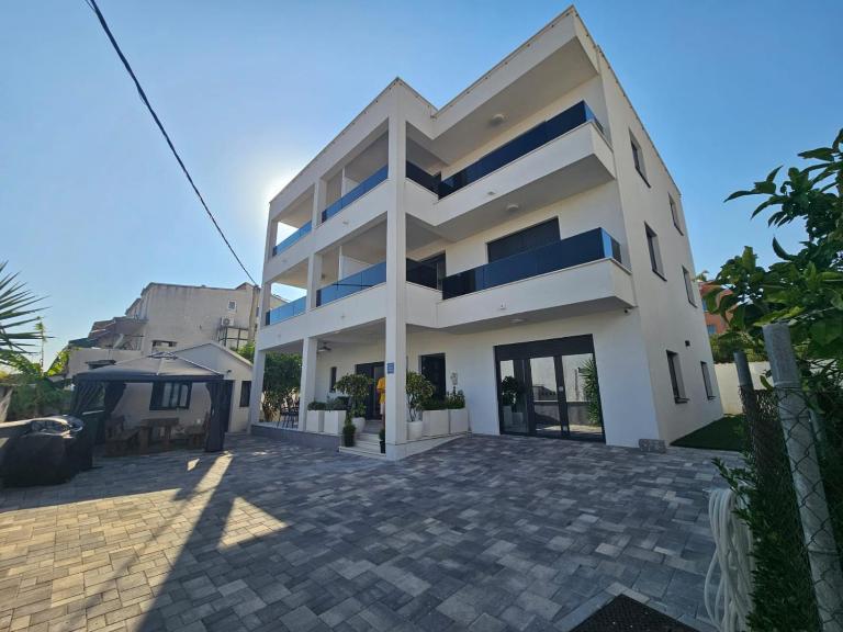 Apartman Sara - B&B Kutleše