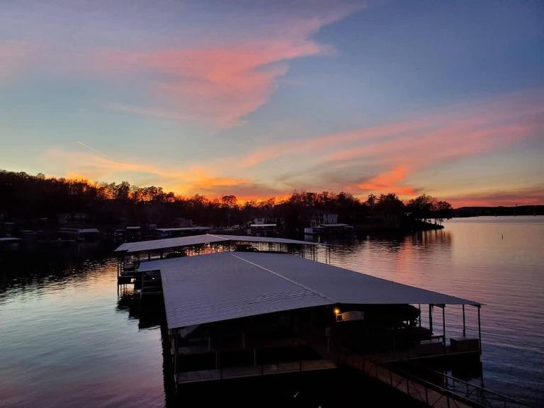 Lake Life Reimagined -best location best view 17mm - B&B Osage Beach