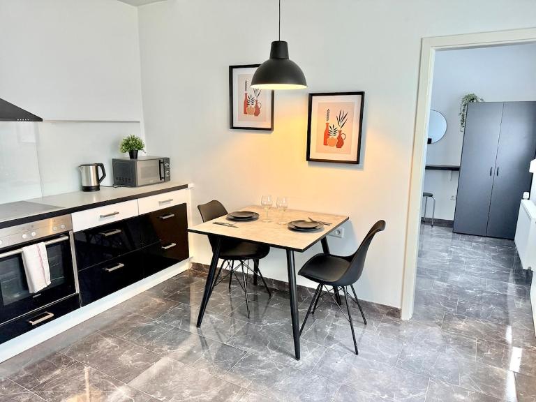 6 Min zum Hbf - Ideal für Paare, Solo-Reisende oder Business-Reisende - Bed and Breakfast Mönchengladbach