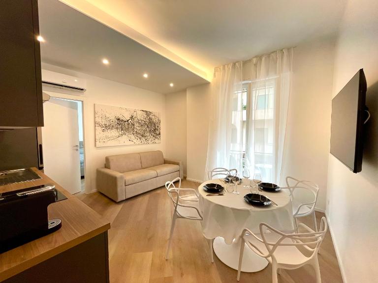 SR4 - Elegante dimora con vista - B&B Sanremo