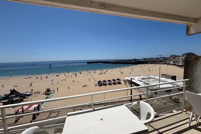 Apartment facing the large beach - B&B Quiberon