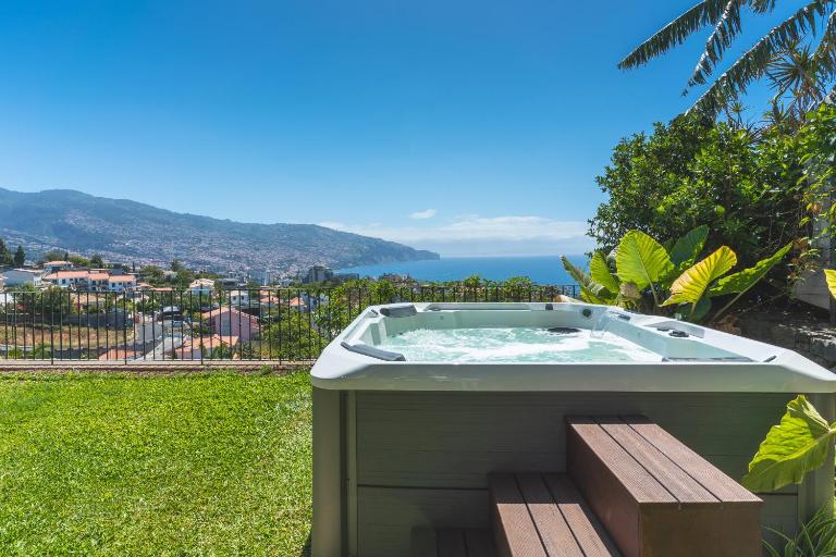Sublime View Villa by Atlantic Holiday - B&B Funchal