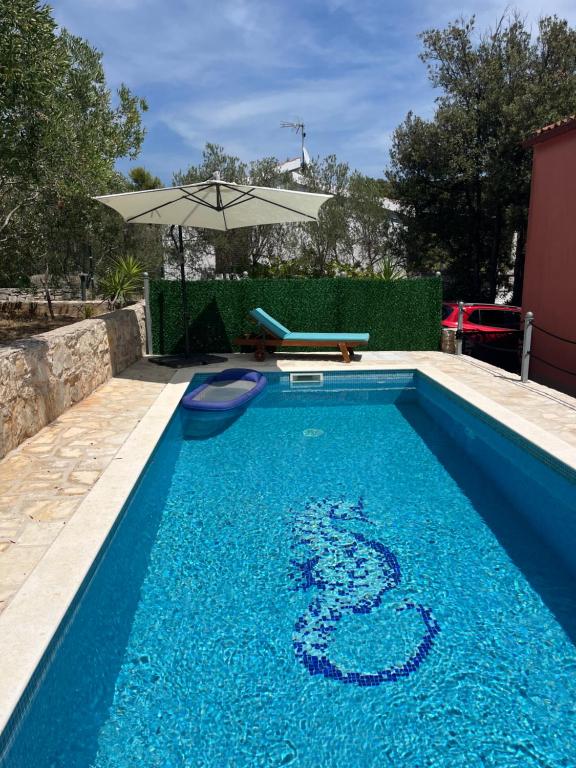 Villa Mikula - B&B Maslinica