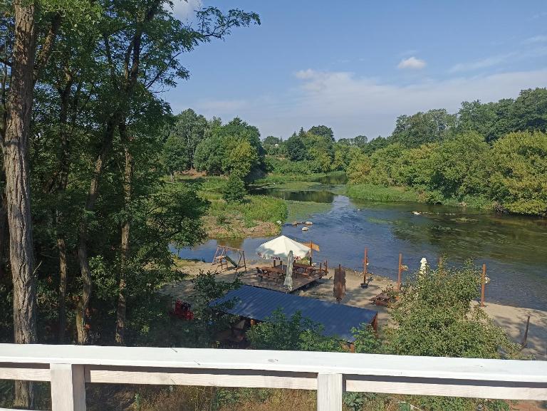 Na skarpie - B&B Szczypiorno
