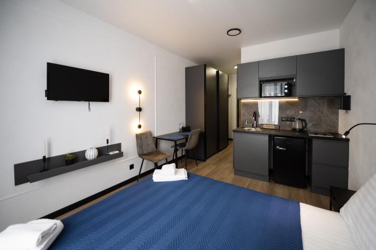 Апартаменти MYFREEDOM в ЖК Smart Concept, метро Контрактова площа, Поділ - B&B Kyiv