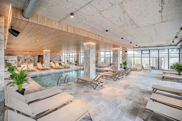 Topaz Apartment 54 in Odyssey Spa&Pool-parking - Chambres d'hôtes Mamaia