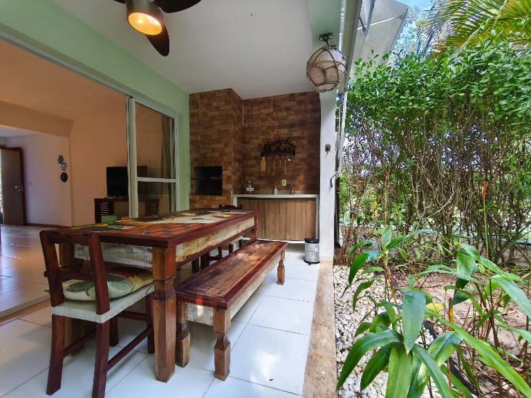 Reserva Imbassaí Apartamento 1 quarto térreo área de churrasco - B&B Imbassai