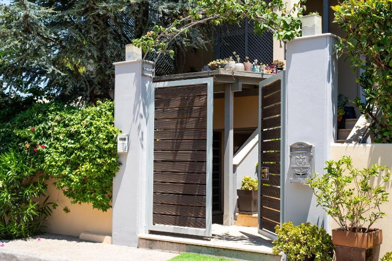 Sofi's Cozy House Near Athens Airport By SEM - Bed and Breakfast Artémida