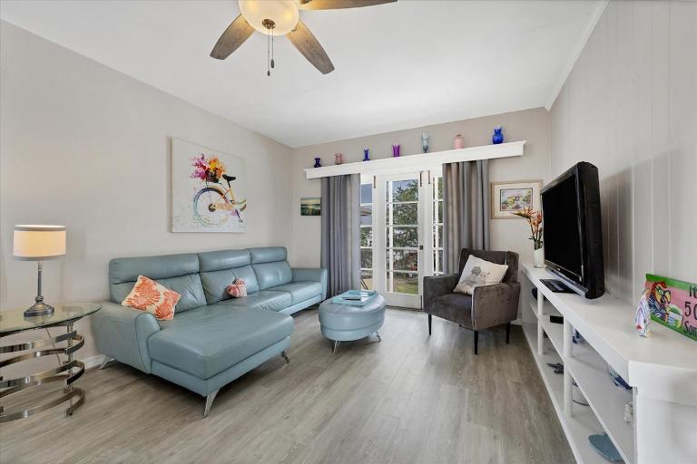 Daisy Apartment Southside Village - Ferienwohnung Sarasota