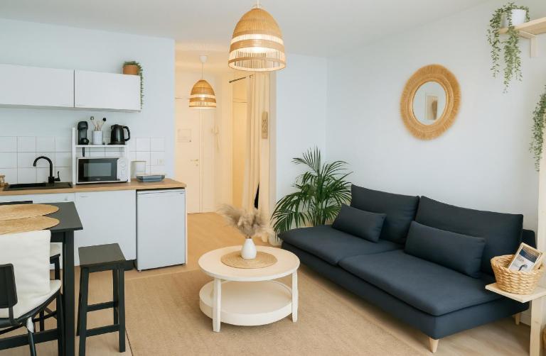 Charmant Studio Vie Caennaise au Port & Vaugueux - B&B Caen