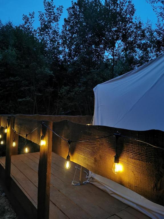 Hope Mountain Escape Poland, Awesome Glamping Tent - B&B Szczawa