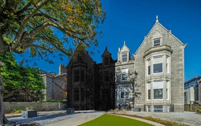 Cosy 2-Bed Suite in West End - Ferienwohnung Aberdeen