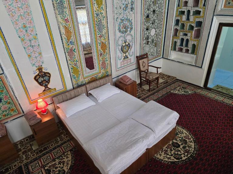 Mekhtar famili 18th century old hause historical UNESCO HERITAGE List 1 minutes to Bukhara Old Town Square Est-Since 1826 for Walk in Guest PARKING, COZY ROOM, BEST LOCATION AND STRONG WIFI - Ferienwohnung Buchara