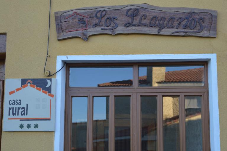 Casa Rural Los Lláganos - B&B Villaturiel