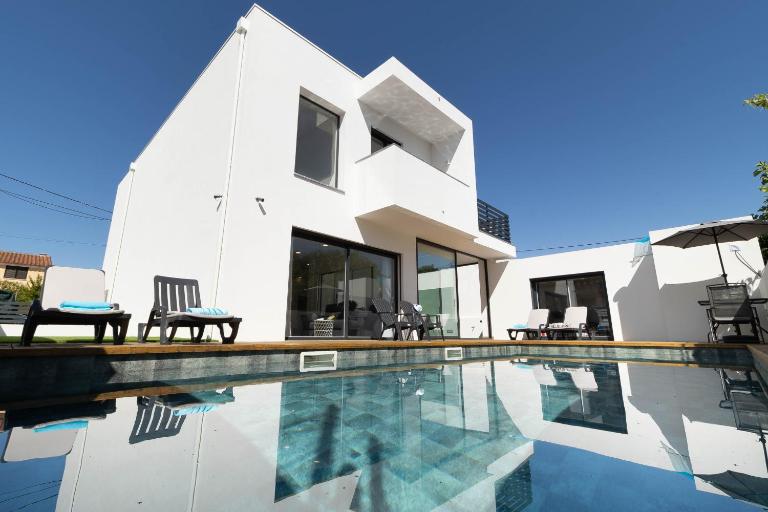 Dino Beach House - Ferienwohnung Aroeira