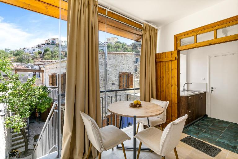 Kallistheni - Stylish Studio Apartments in Lefkara - Ferienwohnung Páno Léfkara