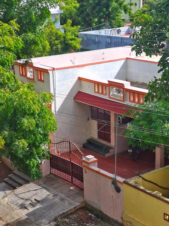 Shivalaya Stays - Coimbatore - Ferienwohnung Coimbatore