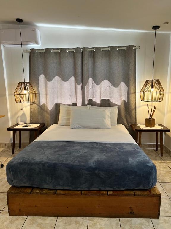 Cinco Hotel B&B - Chambres d'hôtes San Salvador
