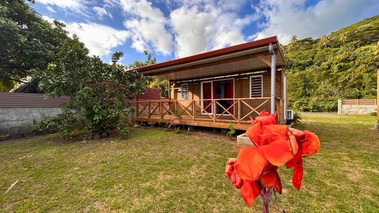 MOOREA - Bungalow Nauhei Surf Spot 1 - Chambres d'hôtes Haapiti