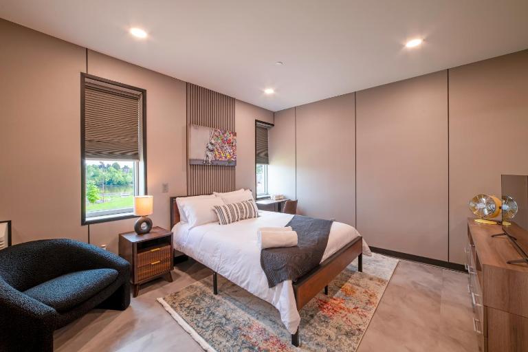 Stylish Carousel City loft Binghamton NY - Ferienwohnung Vestal