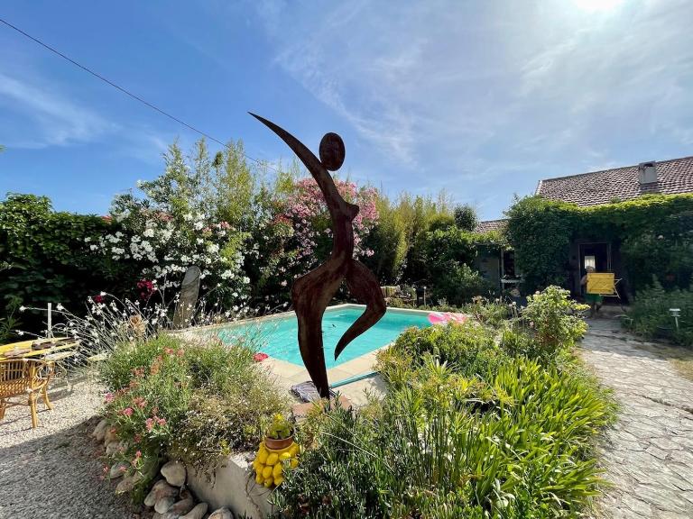 An atypical cocoon, escape to a painter's home - Chambres d'hôtes Aubagne