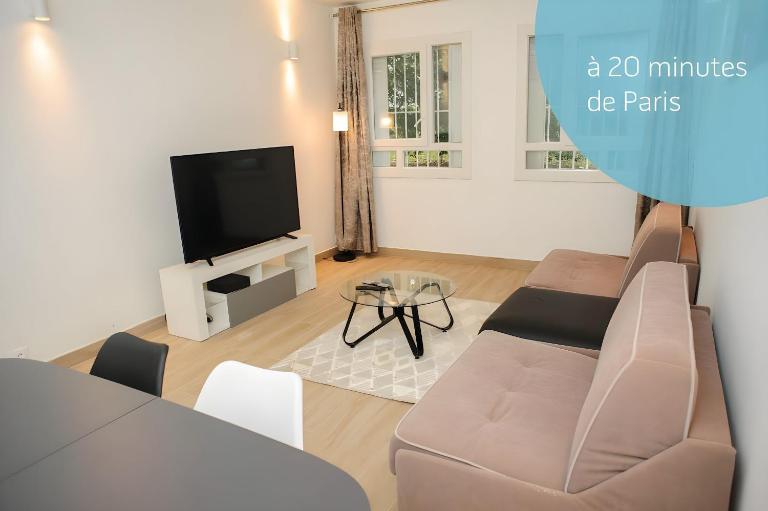 Grand T2 proche Créteil Soleil et Métro - B&B Créteil