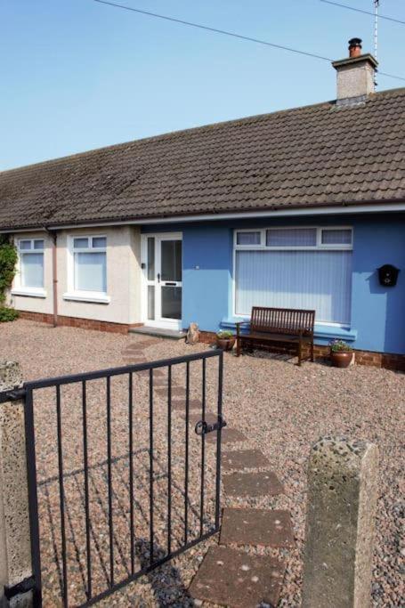 Cosy Coastal Cottage in Portballintrae - Ferienwohnung Portballintrae