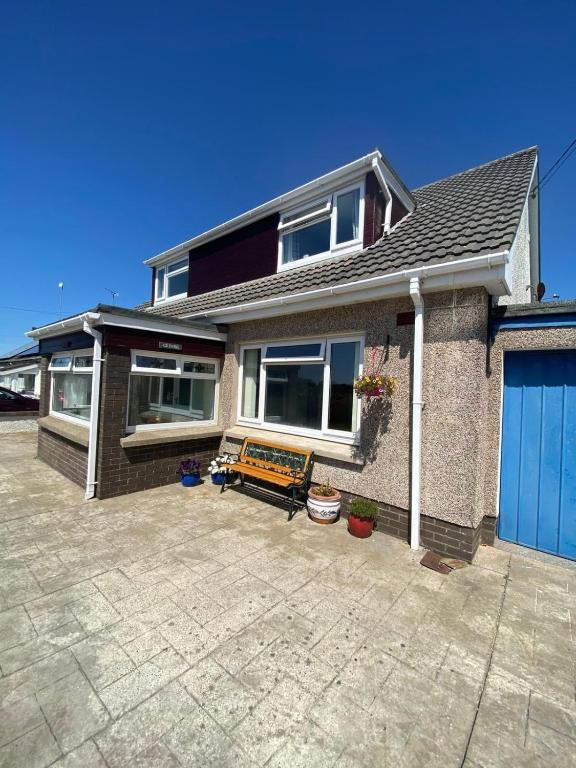 Cilhaul Holiday Let Sleeps 8 - B&B Llandysul