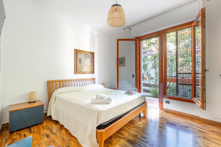 Family Flat con Giardino, 2 bagni, 6 ospiti - B&B Rapallo