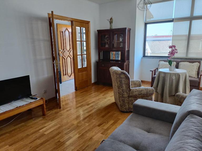 A&B Apartments - Banrezes - Chambres d'hôtes Macedo de Cavaleiros