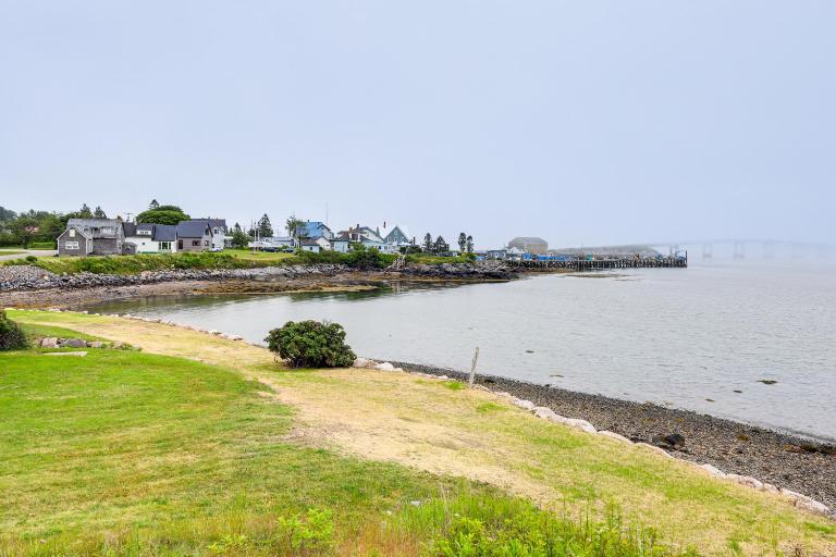 The Hideaway in Downeast Maine: Walk to Ocean - Bed and Breakfast Jonesport