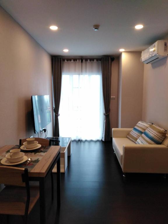 Spacious 1BR Apt with Great Location Near Nimman #A506 - Bed and Breakfast Chiang Mai