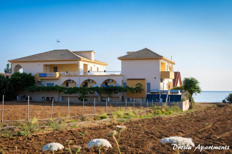 Drosia Apartments - B&B Kypseli