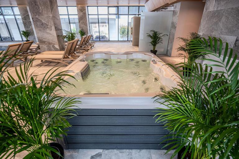 Royal Blue Apartment in Odyssey Spa&Pool - Chambres d'hôtes Mamaia