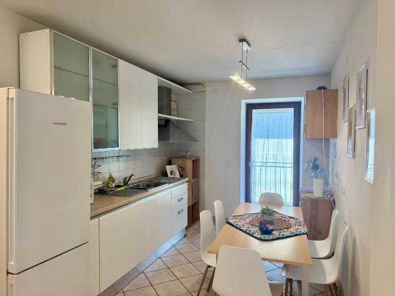 1Dest - Riva Essence - Ferienwohnung Riva del Garda