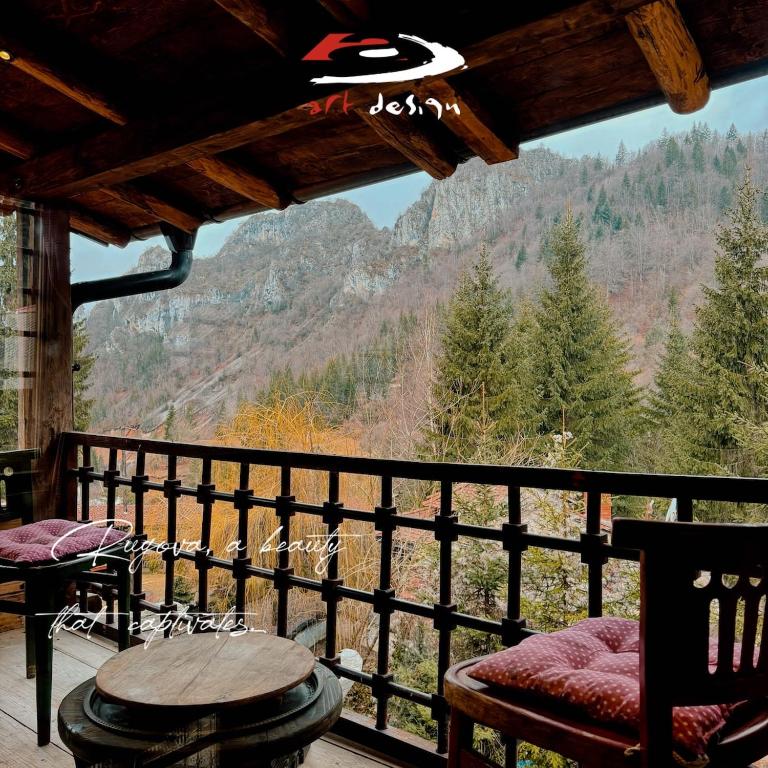 Whispering Pines Villa - B&B Peć