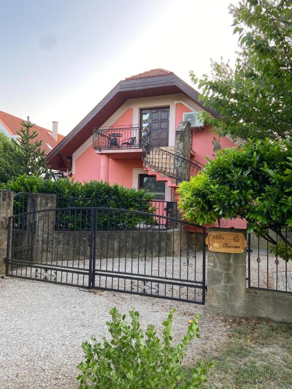 Apartment Roman villa - Chambres d'hôtes Hévíz