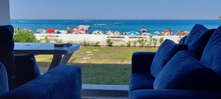 Résidence Al Amine Plage accès direct à la plage - Ferienwohnung Fnidek