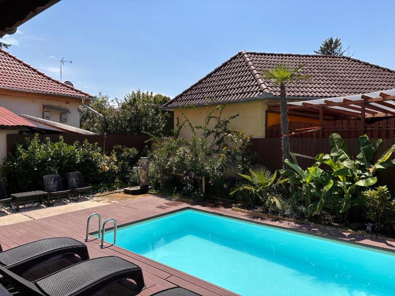 Veronika Lux Apartman - B&B Hajdúszoboszló