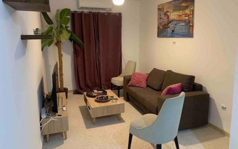 Appartement 5 lits 2 chambres Mimosa - B&B Staoueli