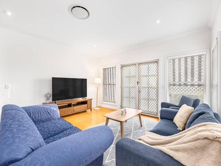 Cozy Hub near Food Fusion Family Business Ideal - B&B Brisbane