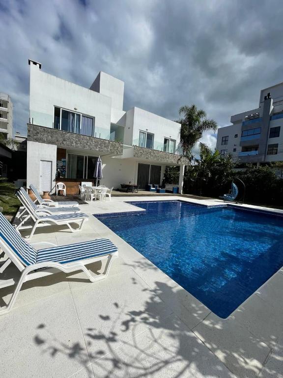 Casa luxo Mariscal - Ferienwohnung Bombinhas