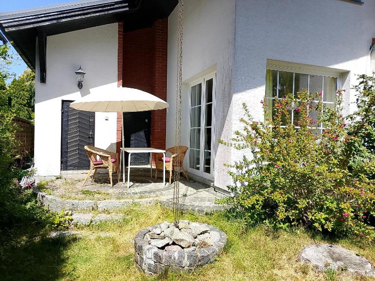 Zaciszny apartament nad morzem - Bed and Breakfast Rowy