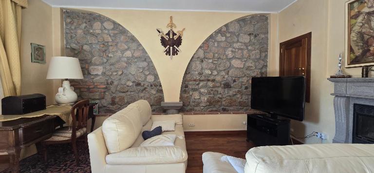 Pinelli 23 - B&B Abbadia San Salvatore