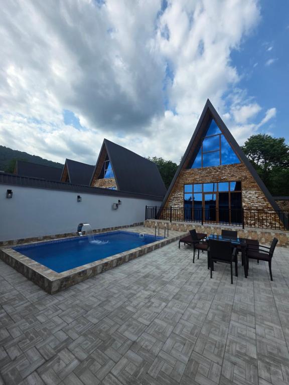 SOLAR Hotel and Restaurant - Chambres d'hôtes Gabala