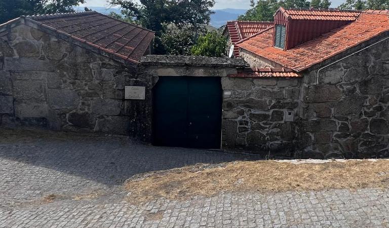 Casa da Costinha - Bed and Breakfast Cinfães