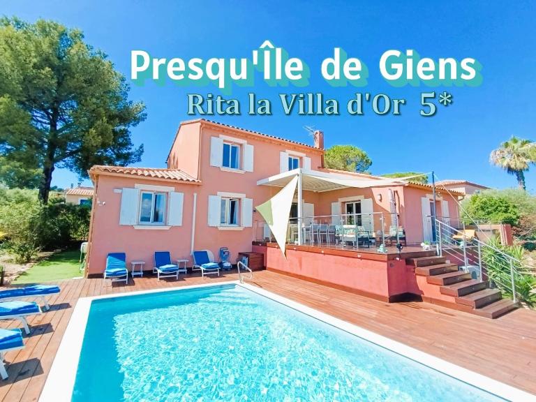 Superbe Villa 5 étoiles Presqu'Île de Giens la Madrague Rita la Villa d'Or vue mer piscine - Ferienwohnung Hyères