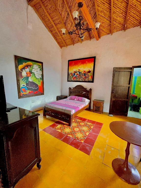 Casa Real - Encanto Colonial - Bed and Breakfast Sopetrán