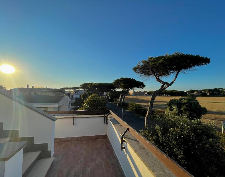 FELYX APARTMENT - Bright, Spacious, and 100 mt from the waves - Lavinio Mare - B&B Anzio