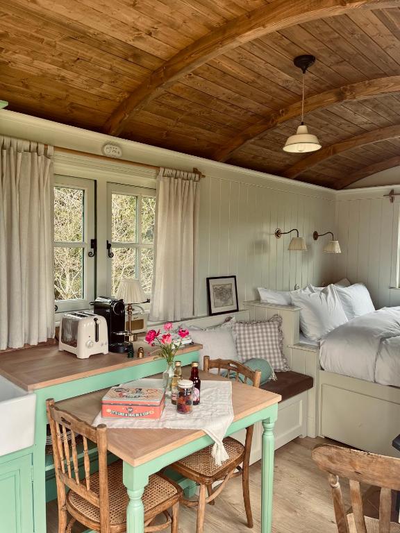 The Green Shepherd, a charming authentic cabin surrounded by beautiful countryside - B&B Vielsalm